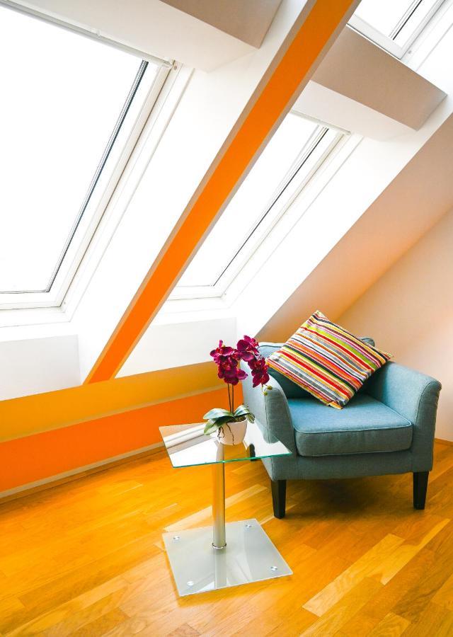Backpacker Apartment Schoenbrunn Wien Ngoại thất bức ảnh